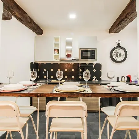 Charming Large Apartment - 3 Bedroom In Trastevere-2